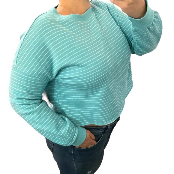 Flirtitude Active SMALL Lightweight Blue Striped Raw Hem Cropped Sweatshirt - Picture 4 of 10